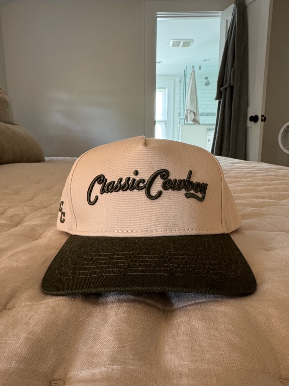 Classic Cowboy The Pine Cap - Hat in Forest Green Off White - New With Tags